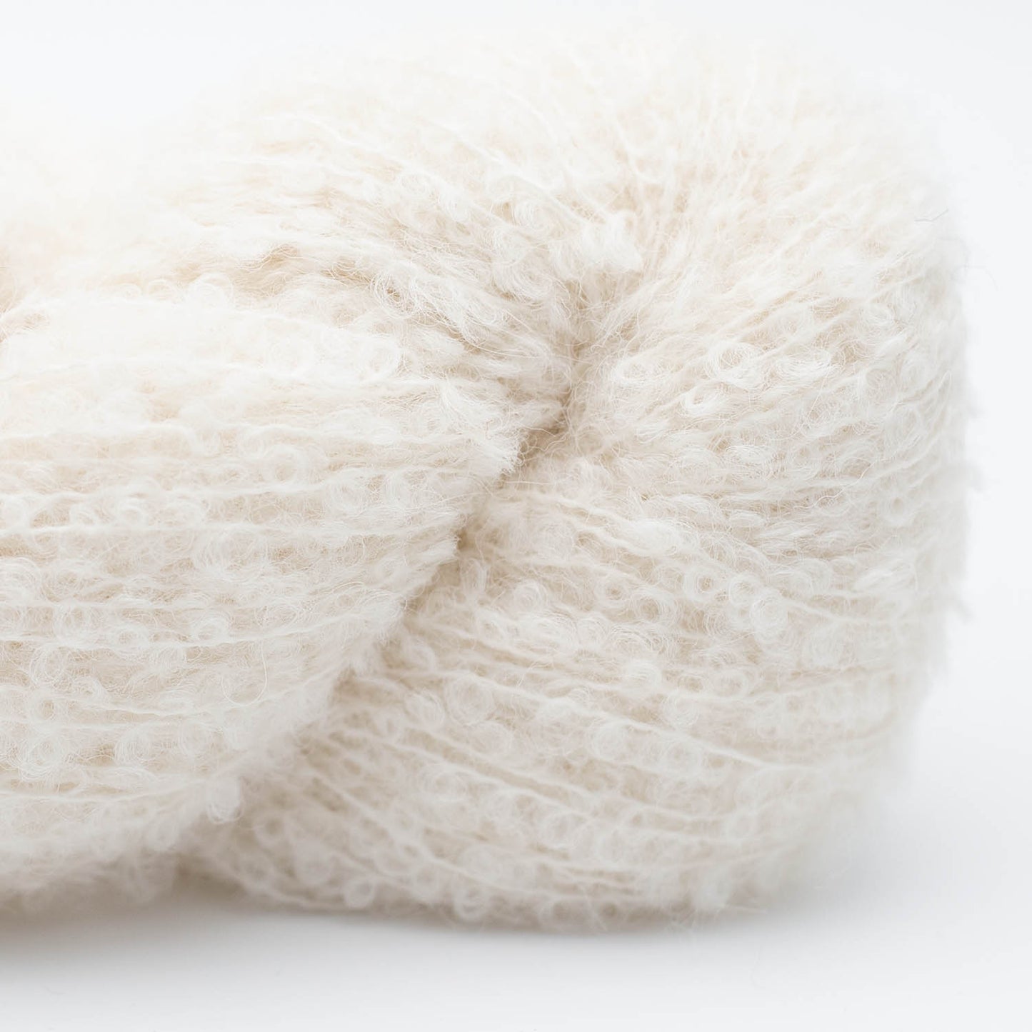 ALPAKA BOUCLÉ