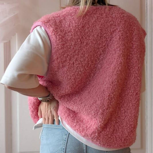 FLUFFY FLEECE VEST